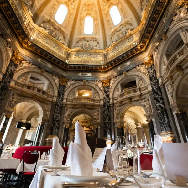 Café Cupola Hall en el Kunsthistorisches Museum Vienna: una experiencia digna de reyes